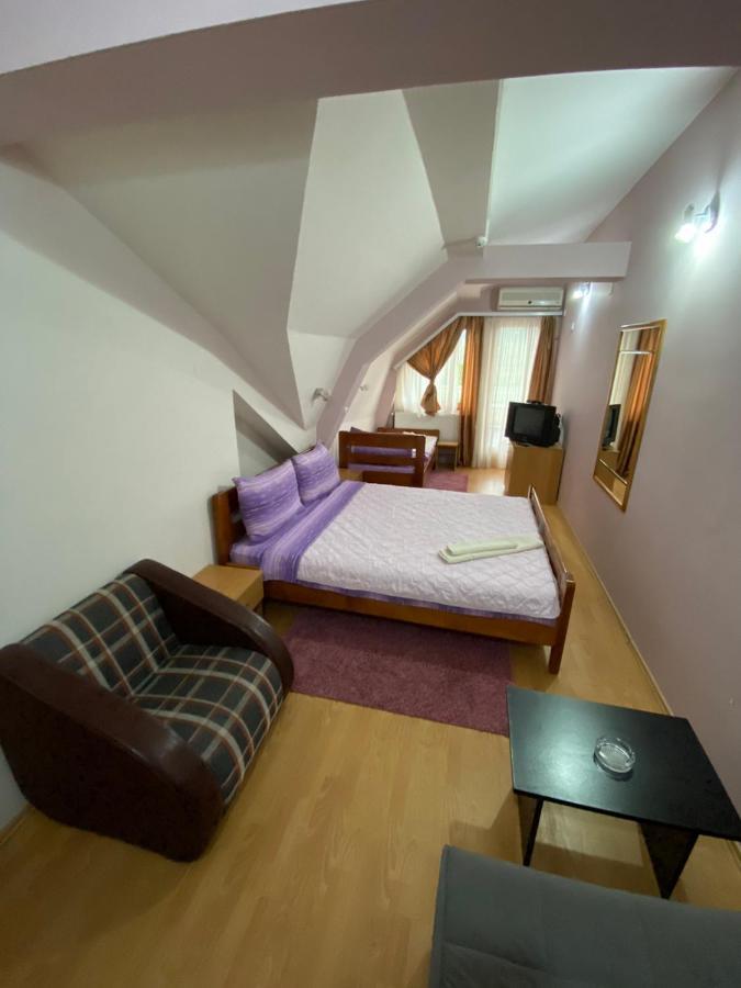 Inn Zormaris-M Vranje Exterior foto